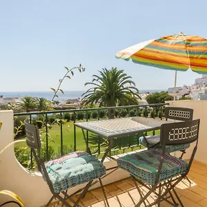 Chiquita Place, Da Luz